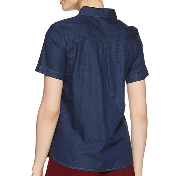 Jean style shirt 🔥3 for 10🔥 - Picture 2 of 5